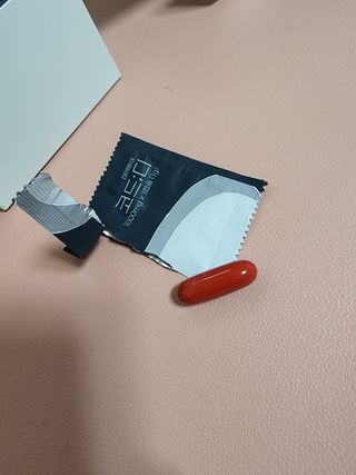 데어베어 [알쓰구원템] 숙취링거 성분을 담은 코드디 10개입 — 5점을 준 리뷰어가 2022년 4월 올린 사용 사진