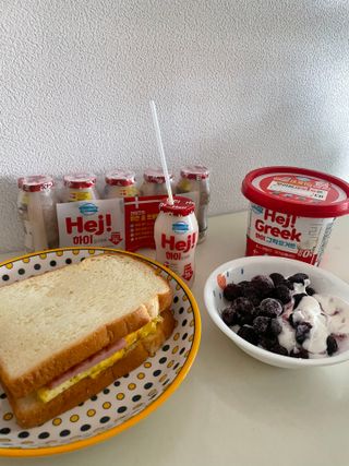 덴마크 *[구매평]하이(Hej!) 브랜드 패키지(요구르트, 그릭요거트) — 5점을 준 리뷰어가 2025년 9월 올린 사용 사진