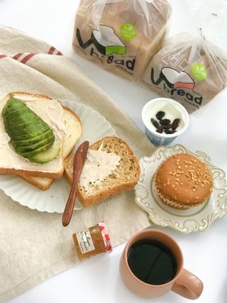 롯데제과 Vbread 포카치아식빵1개 + 미니식빵 1개 + 머핀 2개 세트 — 4점을 준 리뷰어가 2021년 9월 올린 사용 사진
