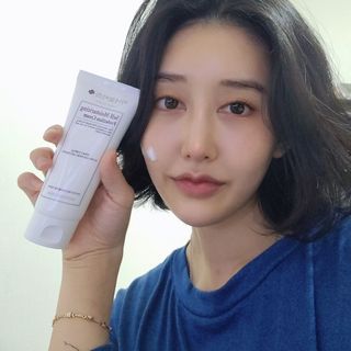 셀프 모이스처라이징 프로텍션 크림 셀프 모이스처라이징 프로텍션크림 — 5점을 준 리뷰어가 2022년 4월 올린 사용 사진