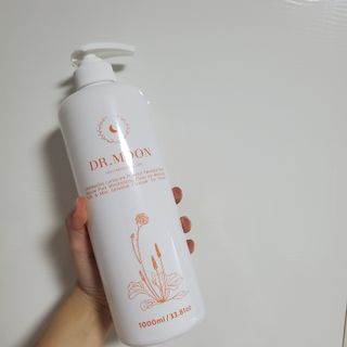 프리[닥터문] 유산균 락토케어 질경초 여성청결제 1000ml (젤타입) — 5점을 준 리뷰어가 2022년 9월 올린 사용 사진