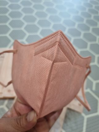 애니가드 셋업마스크 4컬러 각 10매입 [크리미베이지, 캐시미어로즈, 초콜렛브라운, 미드나잇네이비] — 5점을 준 리뷰어가 2022년 2월 올린 사용 사진