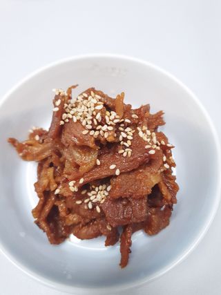 [앤더미트] 더 불맛 북성로 연탄불고기 반반 세트(간장맛 150g,매콤한 맛 150g) — 3.5점을 준 리뷰어가 2022년 4월 올린 사용 사진