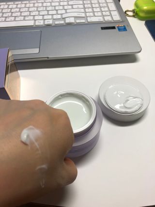 코엘시아 요거프레쉬 아쿠아샷 수분크림 — 5점을 준 리뷰어가 2021년 1월 올린 사용 사진