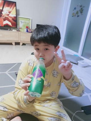 몽베스트 Montbest with Sparkling water Lemon OR Lime 20병(랜덤) — 5점을 준 리뷰어가 2021년 10월 올린 사용 사진