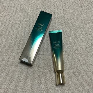 [NEW 탄력유턴 아이크림] AHC 유스 래스팅 리얼 아이크림 포 페이스 — 5점을 준 리뷰어가 2021년 2월 올린 사용 사진