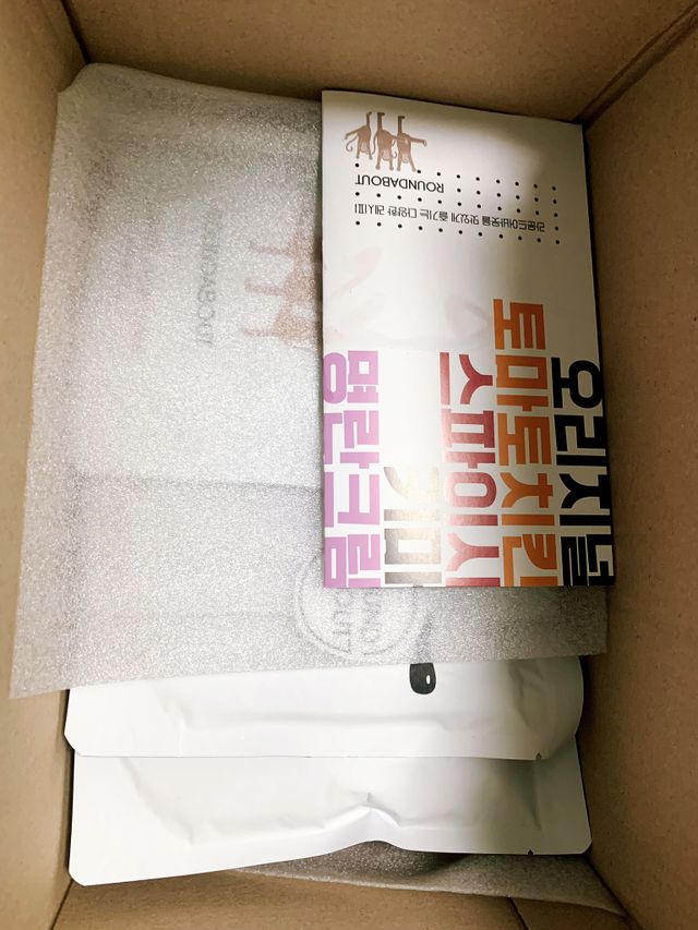 라운드어바웃 카레4종과  명란크림소스  5종 리뷰 사진