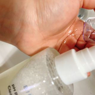 화이트리 비움 약산성 클렌징젤 ,마일드 필링젤 세트 — 4점을 준 리뷰어가 2021년 1월 올린 사용 사진