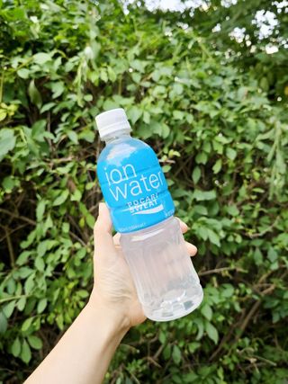[동아오츠카] 포카리스웨트  500ml PET + 이온워터 500ml PET — 5점을 준 리뷰어가 2025년 7월 올린 사용 사진