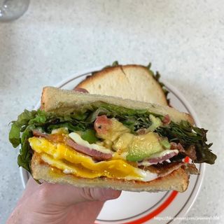 롯데제과 Vbread 포카치아식빵1개 + 미니식빵 1개 + 머핀 2개 세트 — 5점을 준 리뷰어가 2021년 9월 올린 사용 사진