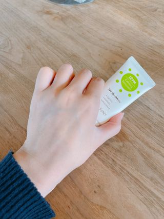 메타포레 12PM  카밍 선스크린 — 5점을 준 리뷰어가 2021년 8월 올린 사용 사진
