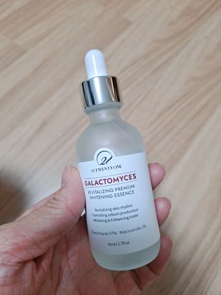오투에니원 갈락토미세스 리바이탈라이징 프리미엄 화이트닝 에센스 50ml — 4점을 준 리뷰어가 2022년 12월 올린 사용 사진