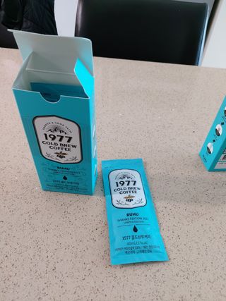 여우두마리 1977 콜드브루 스틱 더치커피 루후 커피팩토리 — 5점을 준 리뷰어가 2021년 2월 올린 사용 사진