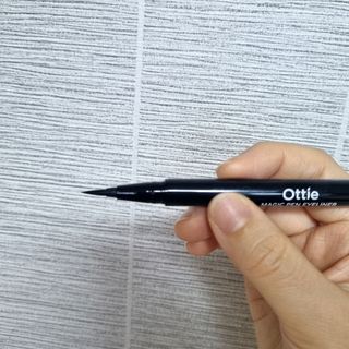 [오띠] 매직 펜 아이라이너 — 4점을 준 리뷰어가 2022년 7월 올린 사용 사진