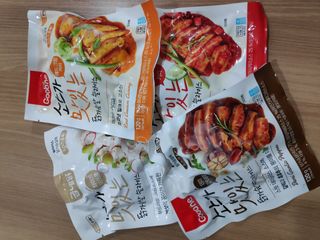 굽네몰 [굽네] 소스가 맛있는 닭가슴살 슬라이스 4종 — 5점을 준 리뷰어가 2021년 4월 올린 사용 사진