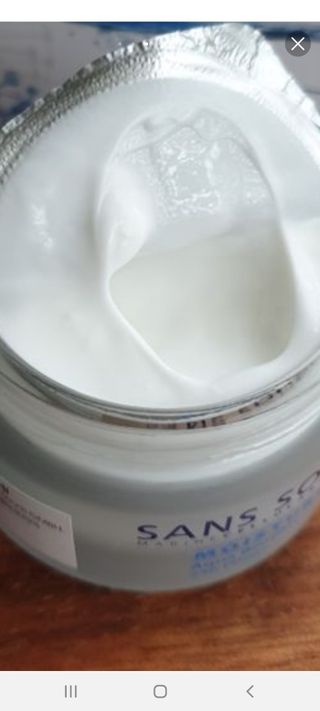 산수시 아쿠아 베네핏 24h 수부지 물광 속건조 수분크림 50ml — 5점을 준 리뷰어가 2021년 6월 올린 사용 사진