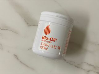 바이오오일 [바이오-오일] 드라이 스킨 젤 100ml — 5점을 준 리뷰어가 2021년 6월 올린 사용 사진