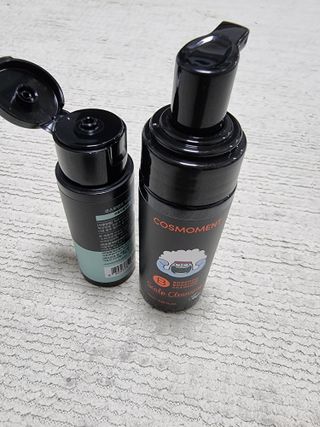 코스모먼트 부스티모 부스팅샴푸60ml + 비듬세정 진정샴푸50ml — 5점을 준 리뷰어가 2021년 11월 올린 사용 사진
