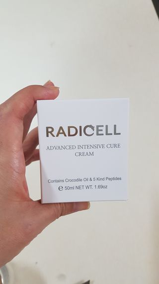 소담스퀘어 상암 라디셀 인텐시브 큐어 크림 50ml — 5점을 준 리뷰어가 2022년 11월 올린 사용 사진