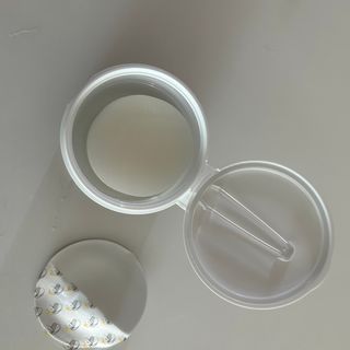 산다화 비타민씨 화이트닝 토너 패드 — 5점을 준 리뷰어가 2023년 9월 올린 사용 사진
