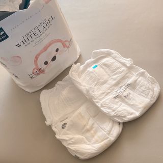 마더케이 처음 화이트라벨 팬티기저귀 — 5점을 준 리뷰어가 2021년 10월 올린 사용 사진