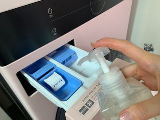 아토컴피 신생아와 반려동물도 사용가능한 고농축 세탁세제 섬유유연제 500ml 세트 (독일 피부과 임상시험 완료) — 5점을 준 리뷰어가 2022년 9월 올린 사용 사진