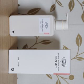 로우퀘스트 베리어 인핸싱 클렌저 190ml — 5점을 준 리뷰어가 2023년 11월 올린 사용 사진