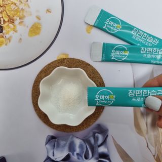 [유산균] 오마이락 장편한습관 프로바이오틱스 30P — 4점을 준 리뷰어가 2022년 11월 올린 사용 사진