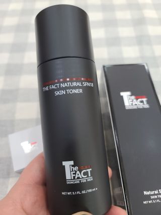 The Fact [5 IN 1] 더 팩트 내추럴 에스에프엔 에이틴 스킨토너 — 5점을 준 리뷰어가 2021년 2월 올린 사용 사진