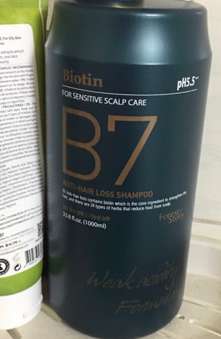 [포레스트스토리] 탈모증상완화 샴푸 1,000ml — 5점을 준 리뷰어가 2022년 8월 올린 사용 사진