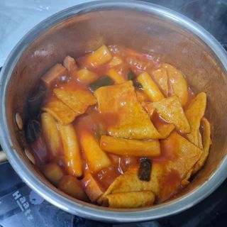 응큼떡볶이 — 5점을 준 리뷰어가 2021년 3월 올린 사용 사진