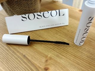 더소설 소설 블랙아이래쉬 세럼 10g(SOSEOL BLACK EYELASH SERUM 10g) — 4.5점을 준 리뷰어가 2023년 12월 올린 사용 사진