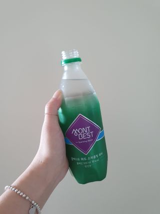 몽베스트 Montbest with Sparkling water Plain 20병 — 5점을 준 리뷰어가 2022년 5월 올린 사용 사진