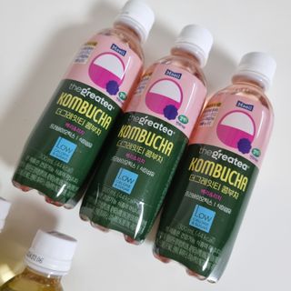 더그레잇티 콤부차 [매일유업] 더그레잇티 44kcal 콤부차 300ml *12개입 (오리지널 6개+베리리치 6개) — 5점을 준 리뷰어가 2023년 7월 올린 사용 사진