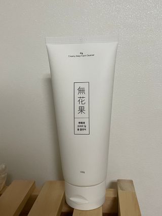 [베러오리진] 무화과 크리미 딥 폼 클렌저/피부 노폐물 & 미세먼지 99 세정 인증 민감성 피부 무자극 인증 — 5점을 준 리뷰어가 2021년 12월 올린 사용 사진