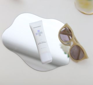 바노바기 코스메틱 바노바기 밀크씨슬 리페어 시카 선스크린 플러스 50ml — 5점을 준 리뷰어가 2023년 1월 올린 사용 사진