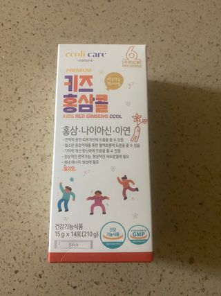 베거스코리아 [콜리케어] 키즈 홍삼콜리 딸기맛 14포 — 4.5점을 준 리뷰어가 2021년 10월 올린 사용 사진