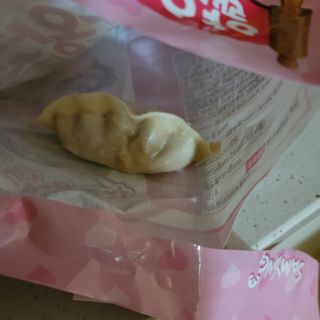 삼양냉동 [삼양] 얇은피불닭왕교자+얇은피까르보불닭왕교자 총4팩 — 5점을 준 리뷰어가 2021년 2월 올린 사용 사진
