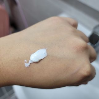 [갸스비] 지성 남성을 위한 포어케어 클렌징폼 — 5점을 준 리뷰어가 2021년 8월 올린 사용 사진
