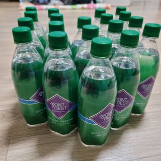 몽베스트 Montbest with Sparkling water Plain 20병 — 5점을 준 리뷰어가 2021년 11월 올린 사용 사진