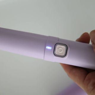 엠엔 비비엘라 휴대용 무선 고데기 HGK-SM — 3점을 준 리뷰어가 2021년 4월 올린 사용 사진