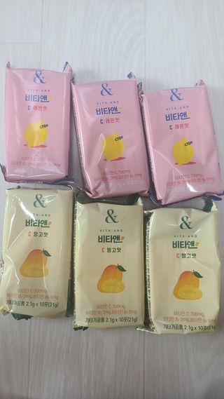 비타앤C 레몬맛, 망고맛 — 5점을 준 리뷰어가 2021년 4월 올린 사용 사진