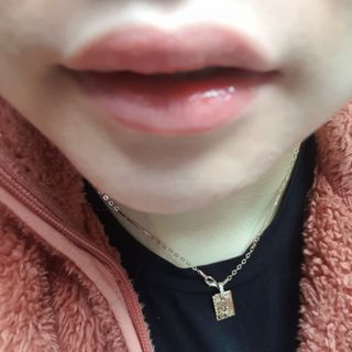 [후르디아] 올리브영 꿀과즙 립밤 2종 (블루베리/석류) — 5점을 준 리뷰어가 2022년 10월 올린 사용 사진