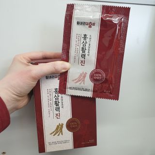 힘내라김홍삼 홍삼활력진 50ml x 5포 — 3.5점을 준 리뷰어가 2021년 4월 올린 사용 사진