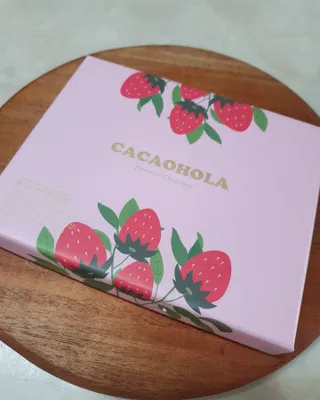 연말/새해선물 딸기 초콜릿 종착역, 건딸기가 상큼하게 씹히는 카카올라 딸기생초콜릿 — 5점을 준 리뷰어가 2021년 10월 올린 사용 사진