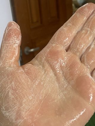 닥터에프파이브 젤리스크럽 소프트 클렌징폼 120ml — 4점을 준 리뷰어가 2022년 6월 올린 사용 사진