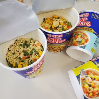 NISSIN 닛신 컵누들  4종 - 씨푸드오리지날, 씨푸드 스파이시, 씨푸드 커리, 씨푸드 XO소스 — 3점을 준 리뷰어가 2021년 10월 올린 사용 사진