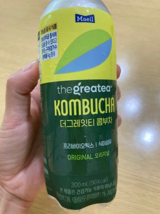 더그레잇티 콤부차 300ml *12개입 (오리지널 6개+베리리치 6개) — 5점을 준 리뷰어가 2022년 7월 올린 사용 사진