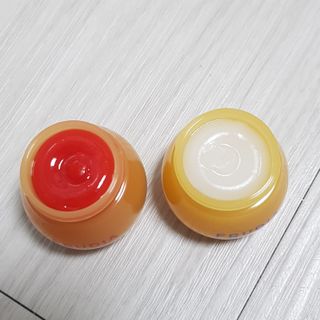 [후르디아] 올리브영 꿀과즙 립밤 2종 (블루베리/석류) — 5점을 준 리뷰어가 2022년 12월 올린 사용 사진