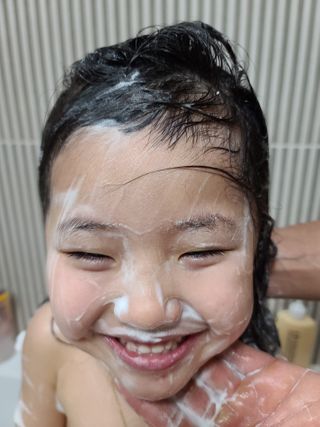 여우두마리 아기 버블클렌저 버블폼 거품놀이 유아바디워시 배쓰밤 입욕제 — 5점을 준 리뷰어가 2021년 2월 올린 사용 사진